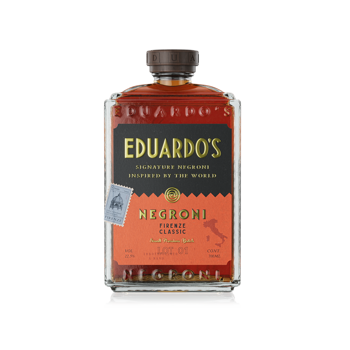 Bottle of Eduardo's Negroni Classic Negroni 700 ml on a transparant background